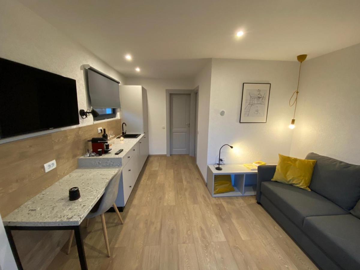 Kub House Apartment Bacau Bagian luar foto